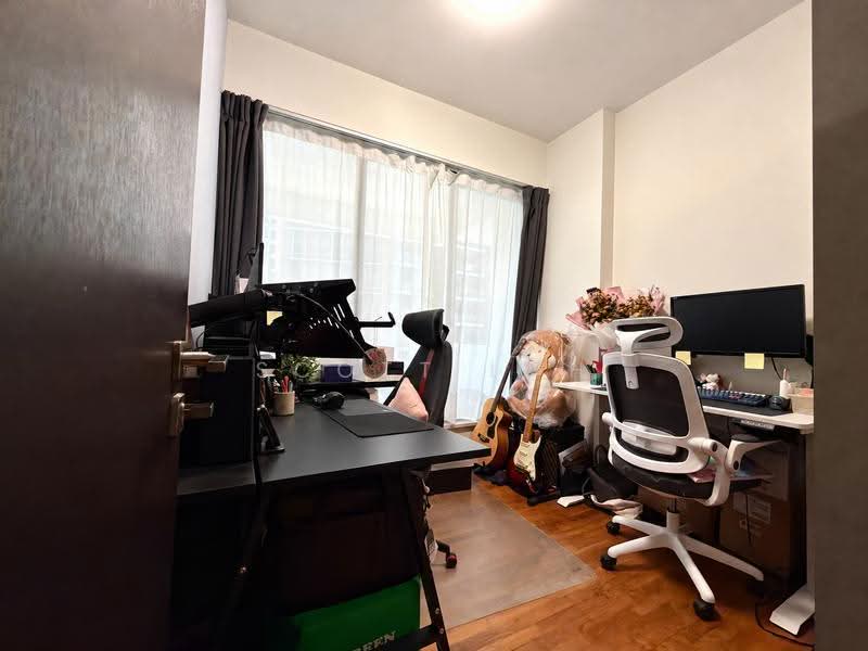 Sims Urban Oasis, 10 Sims Drive, Eunos / Geylang / Paya Lebar, 2 Bedrooms, 700 sqft, Condominium For Rent, by Scott Loh, 500291921 - Common Bedroom - PropertyGuru.com.sg