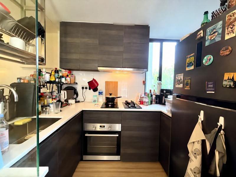 Sims Urban Oasis, 10 Sims Drive, Eunos / Geylang / Paya Lebar, 2 Bedrooms, 700 sqft, Condominium For Rent, by Scott Loh, 500291921 - Kitchen - PropertyGuru.com.sg