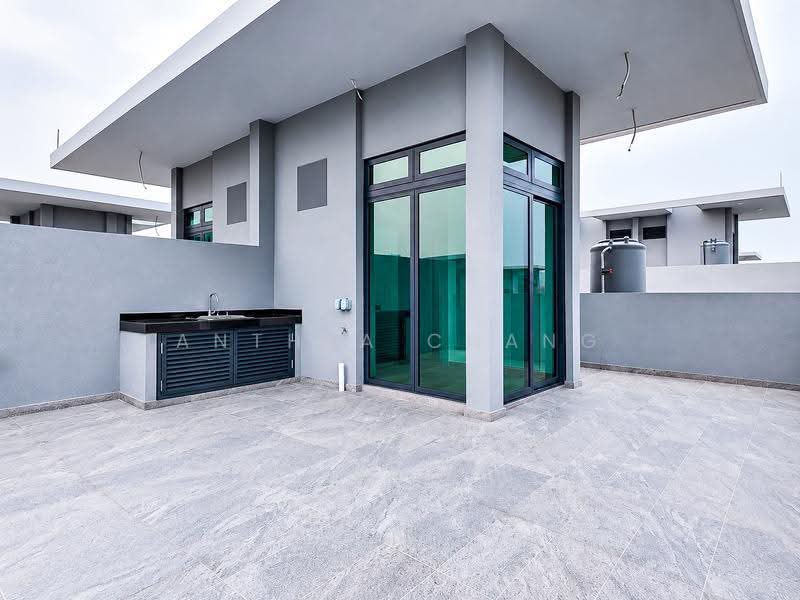 Belgravia Ace, Belgravia Drive, Seletar / Yio Chu Kang, 5 Bedrooms, 3,929 sqft, Semi-Detached House For Sale, by Anthea Chang, 500291930 - Exterior - PropertyGuru.com.sg
