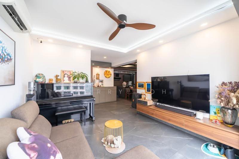 420D Northshore Drive, 420D Northshore Drive, Hougang / Punggol / Sengkang, 4 Bedrooms, 1,324 sqft, HDB Flat For Sale, by Sherry Goh, 500291942 - Living Room - PropertyGuru.com.sg