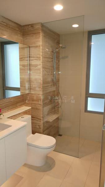 Bedok Residences, 26 Bedok North Drive, Bedok / Upper East Coast, 1 Bedroom, 592 sqft, Condominium For Sale, by Terence K.H. Lim, 500291957 - Bathroom - PropertyGuru.com.sg