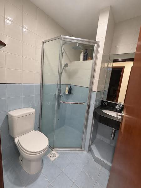 Bishan Loft, 33 Bishan Street 11, Ang Mo Kio / Bishan / Thomson, 4 Bedrooms, 1,377 sqft, Executive Condominium For Sale, by Yumi Leong, 500291967 - Bathroom - PropertyGuru.com.sg