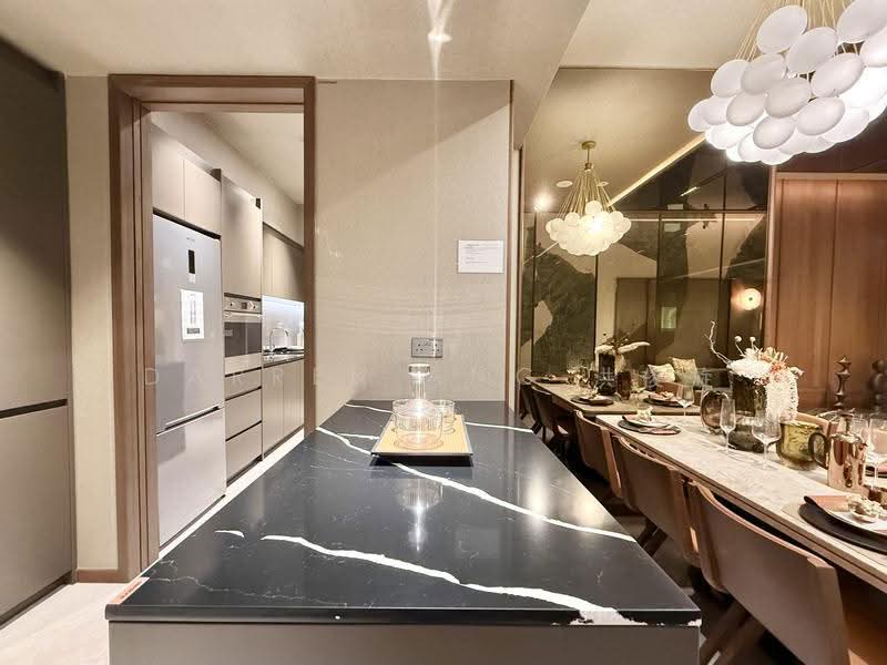 One Marina Gardens, 1 Marina Garden Lane, Boat Quay / Raffles Place / Marina, 3 Bedrooms, 904 sqft, Condominium For Sale, by Darren Ang 洪俊旋, 500291973 - Kitchen - PropertyGuru.com.sg
