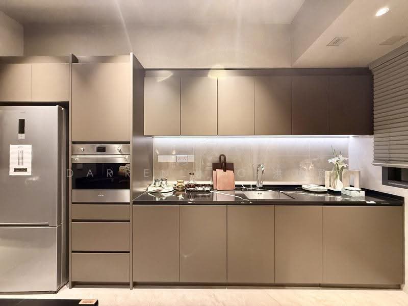 One Marina Gardens, 1 Marina Garden Lane, Boat Quay / Raffles Place / Marina, 3 Bedrooms, 904 sqft, Condominium For Sale, by Darren Ang 洪俊旋, 500291973 - Kitchen - PropertyGuru.com.sg