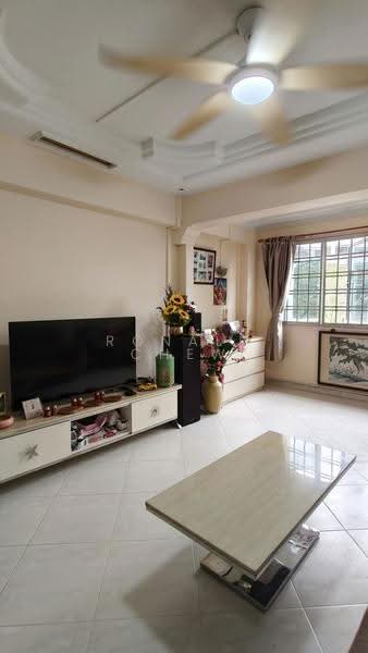 851 Woodlands Street 83, 851 Woodlands Street 83, Admiralty / Woodlands, 3 Bedrooms, 1,453 sqft, HDB Flat For Sale, by Ronald Chew, 500291983 - Living Room - PropertyGuru.com.sg