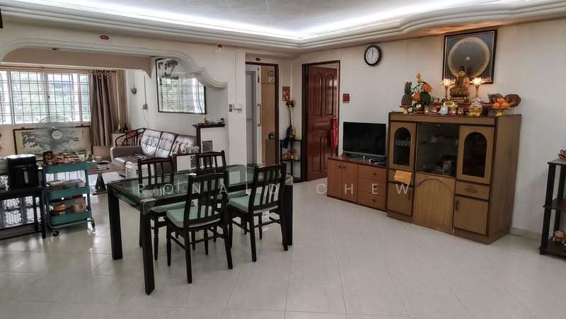 851 Woodlands Street 83, 851 Woodlands Street 83, Admiralty / Woodlands, 3 Bedrooms, 1,453 sqft, HDB Flat For Sale, by Ronald Chew, 500291983 - Living Room - PropertyGuru.com.sg