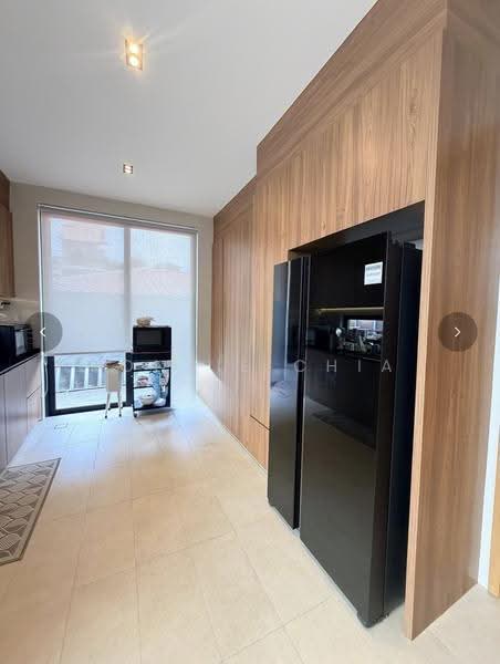 Carmen Street / Figaro Street / Tosca Street, East Coast / Marine Parade, 6 Bedrooms, 7,545 sqft, Semi-Detached House For Sale, by Ronnie Chia, 500291987 - Kitchen - PropertyGuru.com.sg