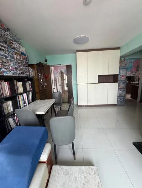 43A Margaret Drive, 43A Margaret Drive, Alexandra / Commonwealth, 3 Bedrooms, 893 sqft, HDB Flat For Sale, by Yeo Tong Boon, 500291990 - Living Room - PropertyGuru.com.sg
