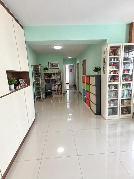 43A Margaret Drive, 43A Margaret Drive, Alexandra / Commonwealth, 3 Bedrooms, 893 sqft, HDB Flat For Sale, by Yeo Tong Boon, 500291990 - Corridor - PropertyGuru.com.sg