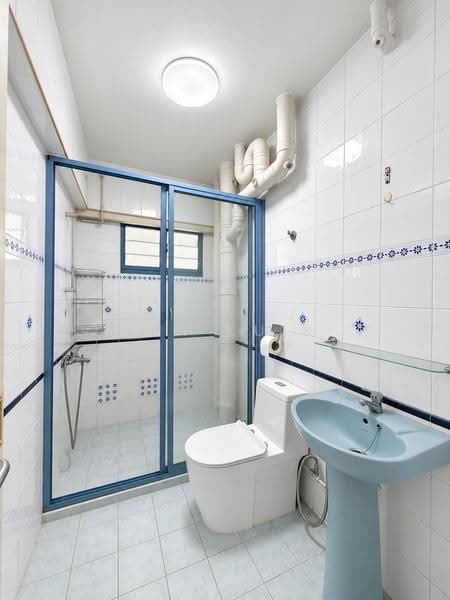 469A Admiralty Drive, 469A Admiralty Drive, Sembawang / Yishun, 3 Bedrooms, 1,474 sqft, HDB Flat For Rent, by Zen Kuik, 500291998 - Bathroom - PropertyGuru.com.sg