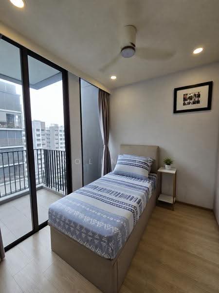 The Wisteria, 592 Yishun Ring Road, Sembawang / Yishun, 2 Bedrooms, 635 sqft, Condominium For Sale, by Colin Ee, 500292003 - Bedroom - PropertyGuru.com.sg