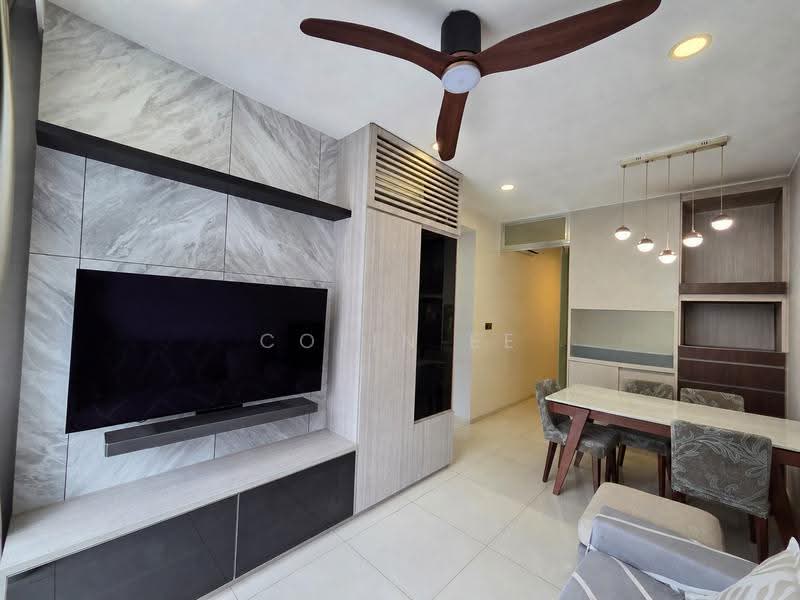 The Wisteria, 592 Yishun Ring Road, Sembawang / Yishun, 2 Bedrooms, 635 sqft, Condominium For Sale, by Colin Ee, 500292003 - Living Room - PropertyGuru.com.sg