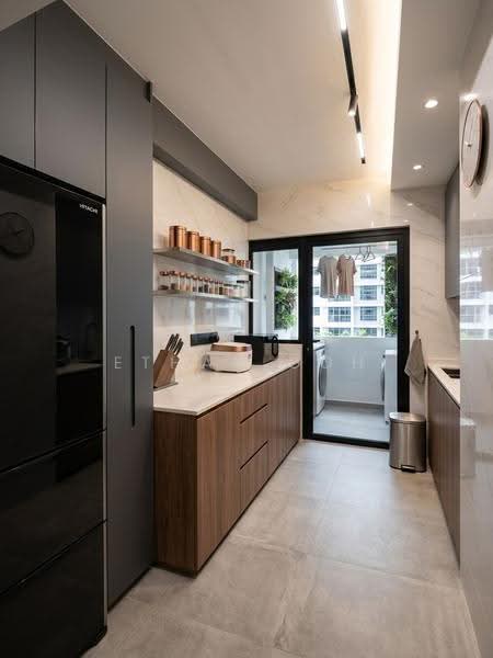 675D Fern Grove @ Yishun, 675D Yishun Avenue 4, Sembawang / Yishun, 2 Bedrooms, 732 sqft, HDB Flat For Sale, by Ethan Goh, 500292005 - Kitchen AI image - PropertyGuru.com.sg