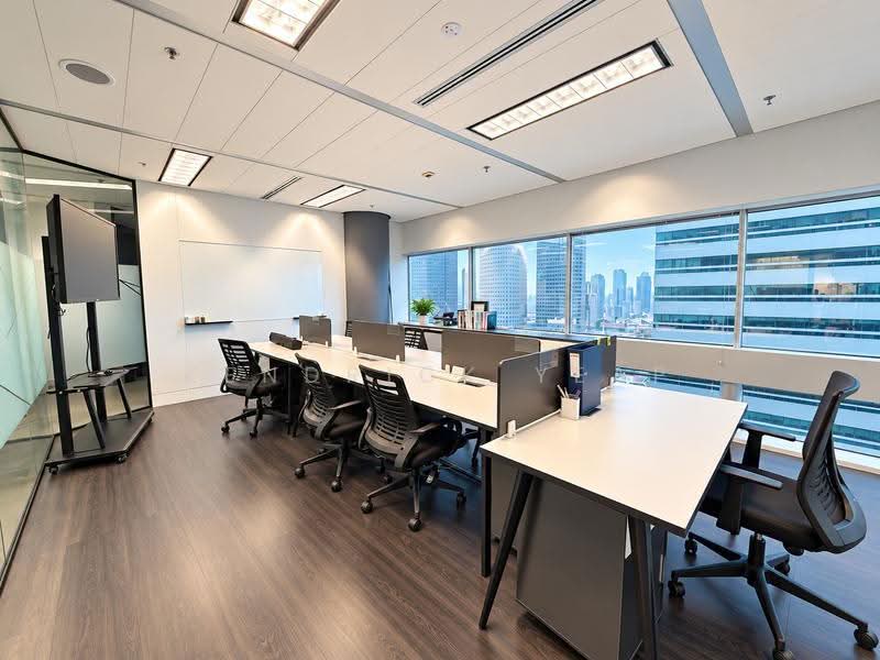 Gateway East, 152 Beach Road, Beach Road / Bugis / Rochor, 4,059 sqft, Office For Rent, by Kendrick Yeap, 500292006 - Office - CommercialGuru.com.sg