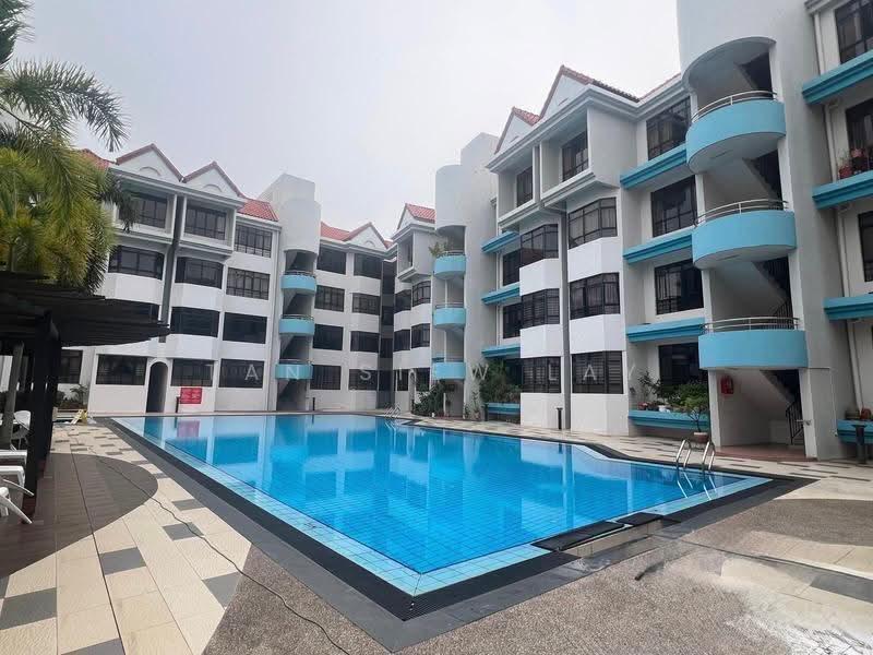 Casa Sarina, 101 Lorong Sarina, Eunos / Geylang / Paya Lebar, 2 Bedrooms, 990 sqft, Condominium For Sale, by Tan Siew Lay, 500292007 - Exterior - PropertyGuru.com.sg
