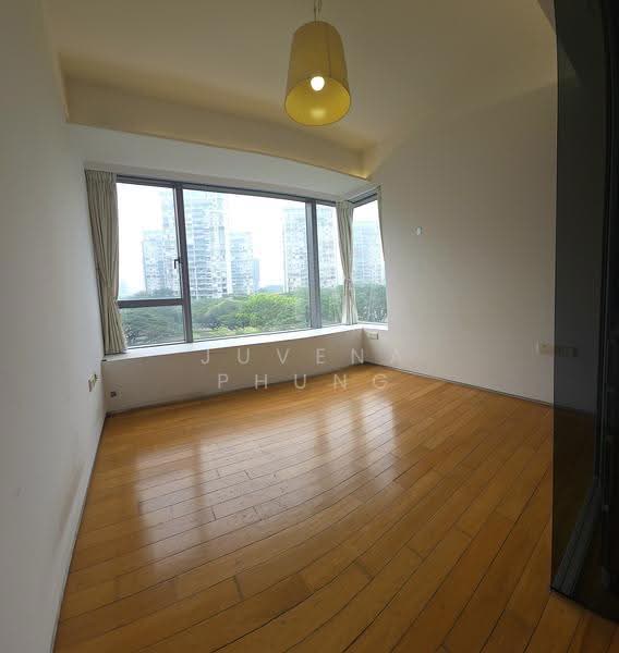 Silversea, East Coast / Marine Parade, 3 Bedrooms, 1,572 sqft, Condominium For Sale, by Juvena Phung, 500292018 - Common room 2 - PropertyGuru.com.sg