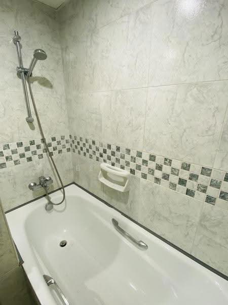 UE Square, 207 River Valley Road, Orchard / River Valley, 1 Bedroom, 506 sqft, Apartment For Rent, by BEN HE, 500292022 - Bathroom - PropertyGuru.com.sg