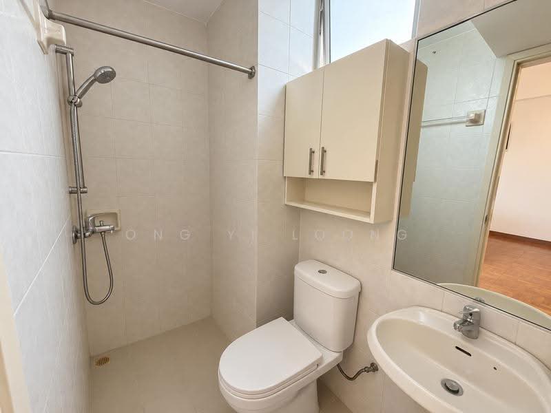 Bishan Park Condo, 22 Sin Ming Walk, Ang Mo Kio / Bishan / Thomson, 4 Bedrooms, 1,550 sqft, Condominium For Sale, by Ong Yi Loong, 500292024 - Bathroom - PropertyGuru.com.sg
