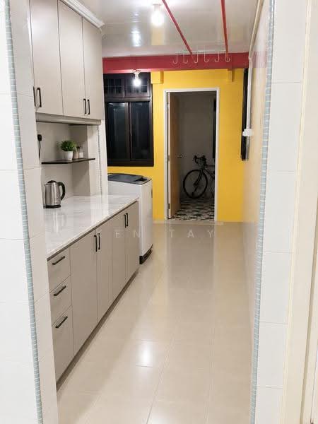 112 Commonwealth Crescent, 112 Commonwealth Crescent, Alexandra / Commonwealth, 2 Bedrooms, 646 sqft, HDB Flat For Sale, by Ken Tay, 500292035 - Kitchen - PropertyGuru.com.sg