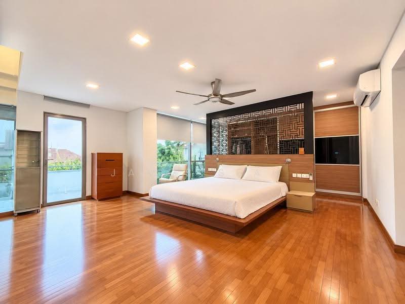 Thomson Ridge, Thomson Ridge, Soo Chow Garden, Upper Thomson Road, Ang Mo Kio / Bishan / Thomson, 5 Bedrooms, 4,600 sqft, Semi-Detached House For Rent, by James Seah, 500292040 - Bedroom - PropertyGuru.com.sg