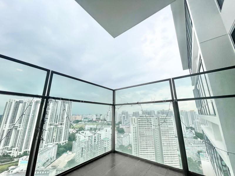 Vista Residences, 28 Jalan Datoh, Balestier / Toa Payoh, 4 Bedrooms, 1,421 sqft, Condominium For Rent, by Richelle Chua, 500292044 - Balcony - PropertyGuru.com.sg