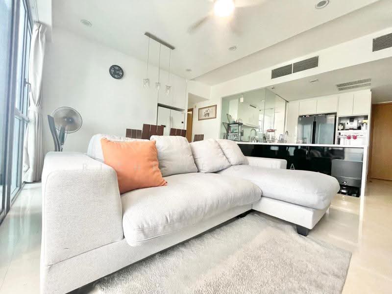 Vista Residences, 28 Jalan Datoh, Balestier / Toa Payoh, 4 Bedrooms, 1,421 sqft, Condominium For Rent, by Richelle Chua, 500292044 - Living Room - PropertyGuru.com.sg