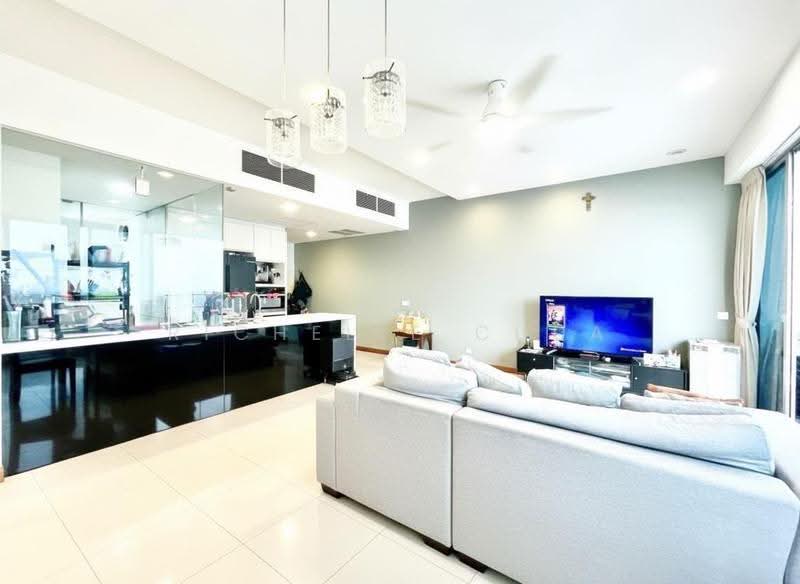 Vista Residences, 28 Jalan Datoh, Balestier / Toa Payoh, 4 Bedrooms, 1,421 sqft, Condominium For Rent, by Richelle Chua, 500292044 - Living Room - PropertyGuru.com.sg