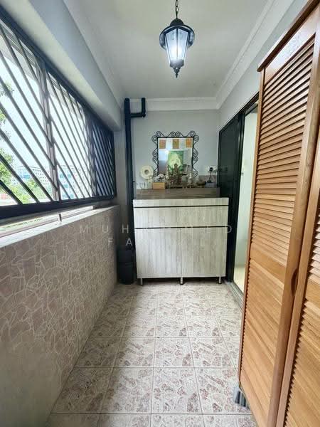 306 Yishun Central, 306 Yishun Central, Sembawang / Yishun, 4 Bedrooms, 1,313 sqft, HDB Flat For Sale, by Muhammed Faizal, 500292046 - Balcony - PropertyGuru.com.sg
