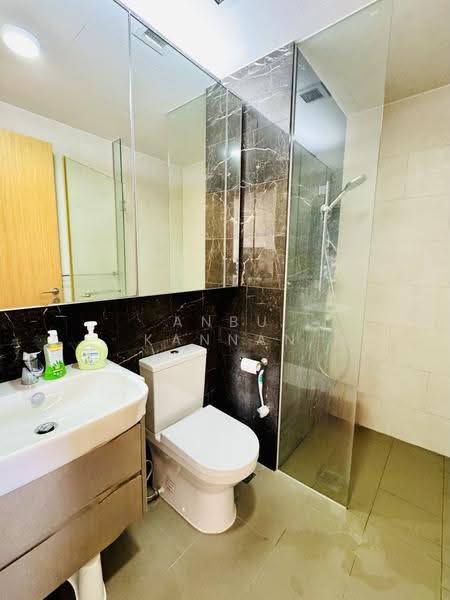 The Glades, 12 Bedok Rise, Bedok / Upper East Coast, 1 Bedroom, 452 sqft, Condominium For Rent, by Anbu Kannan, 500292049 - Bathroom - PropertyGuru.com.sg