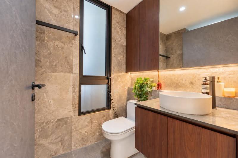Flamingo Valley, 472 Siglap Road, East Coast / Marine Parade, 3 Bedrooms, 1,206 sqft, Condominium For Sale, by Daron Ang, 500292056 - Bathroom - PropertyGuru.com.sg