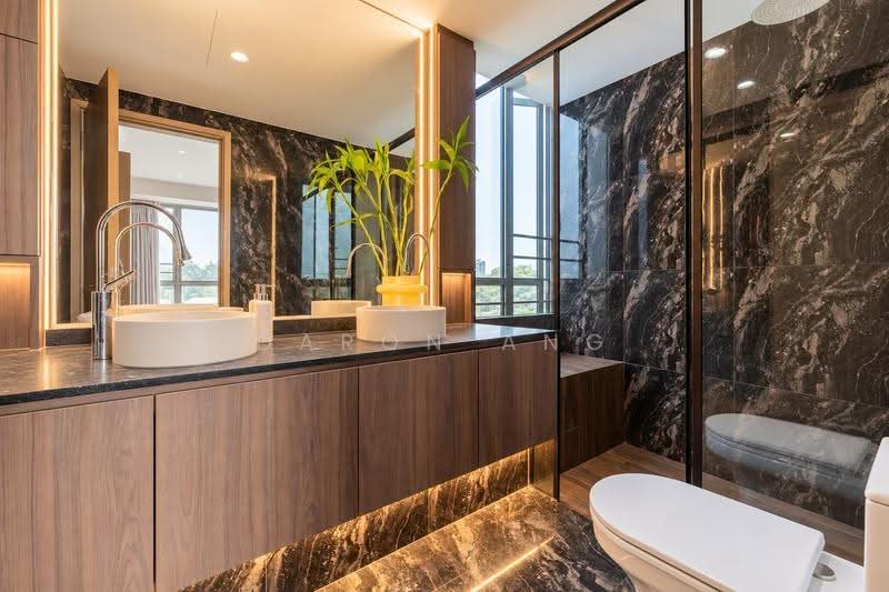 Flamingo Valley, 472 Siglap Road, East Coast / Marine Parade, 3 Bedrooms, 1,206 sqft, Condominium For Sale, by Daron Ang, 500292056 - Bathroom - PropertyGuru.com.sg