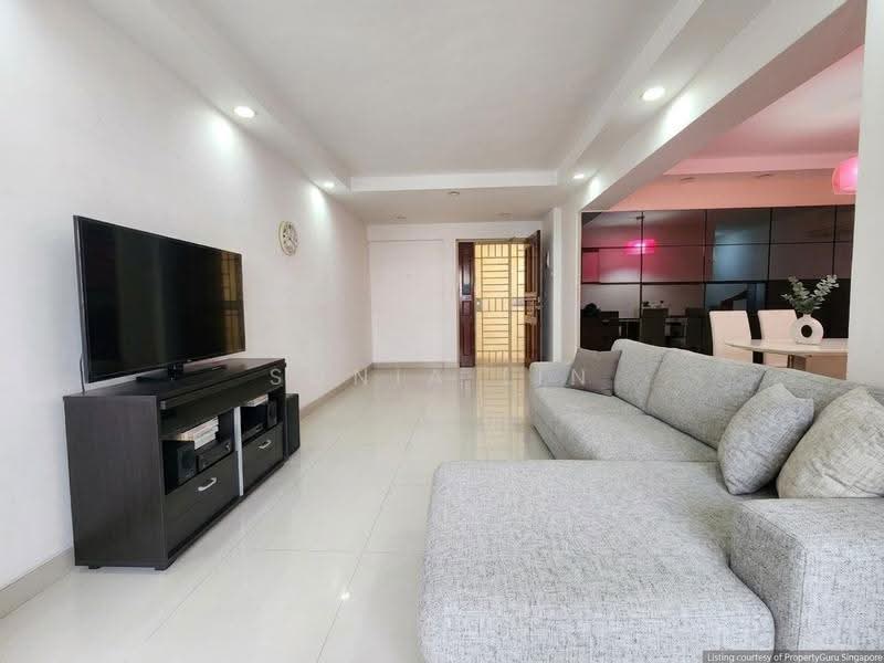 202A Compassvale Drive, 202A Compassvale Drive, Hougang / Punggol / Sengkang, 4 Bedrooms, 1,399 sqft, HDB Flat For Sale, by Sonia Lin, 500292058 - Living Room - PropertyGuru.com.sg