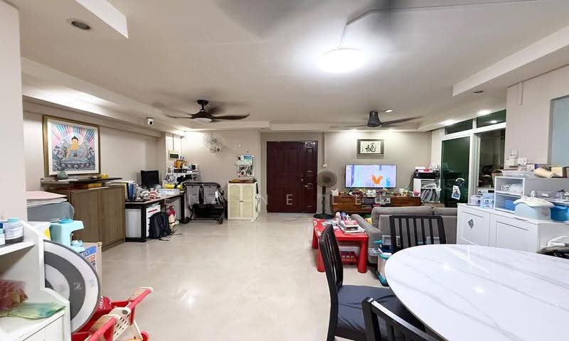 109A Edgedale Plains, 109A Edgedale Plains, Hougang / Punggol / Sengkang, 3 Bedrooms, 1,184 sqft, HDB Flat For Sale, by Elaine Lee, 500292061 - Living Room - PropertyGuru.com.sg