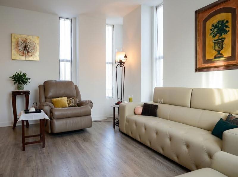 Palais Renaissance, 390 Orchard Road, Orchard / River Valley, 1,917 sqft, Office For Rent, by Jeremy Lim, 500292075 - Living Room - CommercialGuru.com.sg