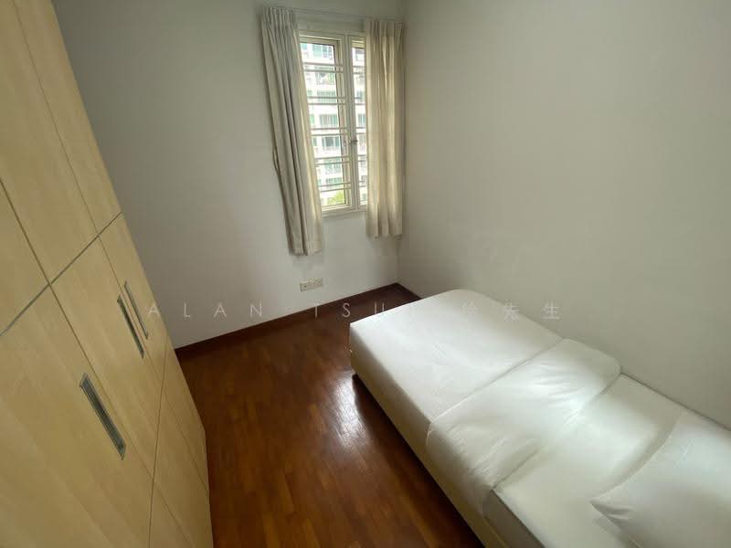 Sunglade, 11 Serangoon Avenue 2, Hougang / Punggol / Sengkang, Room Rental, 60 sqft, Condominium For Rent, by Alan Tsui 徐先生, 500292087 - Bedroom - PropertyGuru.com.sg