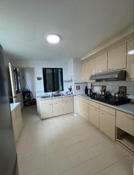 The Anchorage, 370D Alexandra Road, Alexandra / Commonwealth, Room Rental, 100 sqft, Condominium For Rent, by Kelvin Chin, 500292098 - Kitchen - PropertyGuru.com.sg