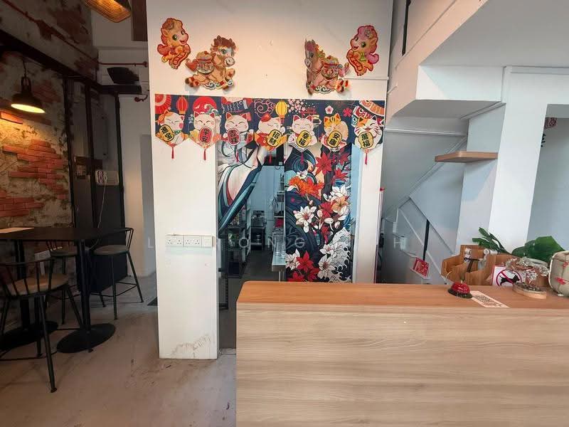 UPPER SERANGOON RESTAURANT FOR LEASE!, Upper Seranggon Road / Yio Chu Kang Road, Hougang / Punggol / Sengkang, 1,098 sqft, Food & Beverage For Rent, by Li Rong Teh, 500292116 - Interior - CommercialGuru.com.sg