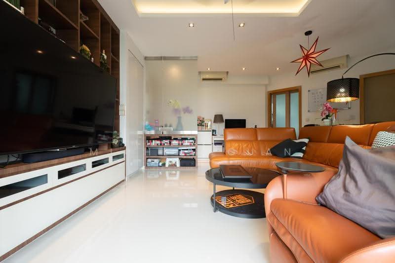 Eight Courtyards, 18 Canberra Drive, Sembawang / Yishun, 3 Bedrooms, 958 sqft, Condominium For Sale, by Michele Guan, 500292127 - Living Room - PropertyGuru.com.sg
