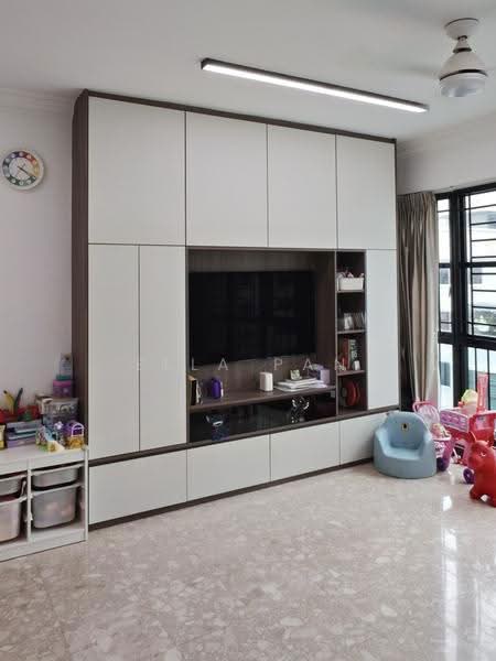 Westmere, 75 Jurong East Street 13, Boon Lay / Jurong / Tuas, 3 Bedrooms, 1,098 sqft, Condominium For Rent, by Ella Pan, 500292138 - Living Room - PropertyGuru.com.sg