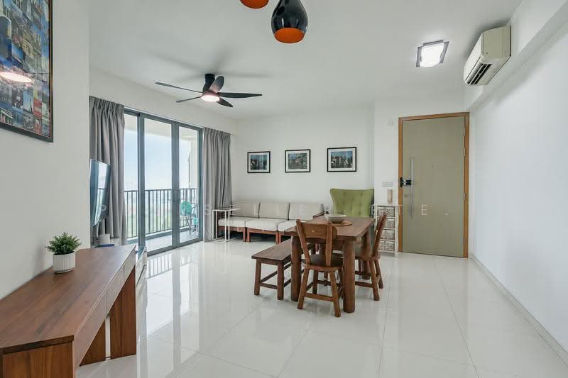 Eight Courtyards, 12A Canberra Drive, Sembawang / Yishun, 2 Bedrooms, 872 sqft, Condominium For Sale, by KOH YONG JIAN, 500292139 - Living Room - PropertyGuru.com.sg