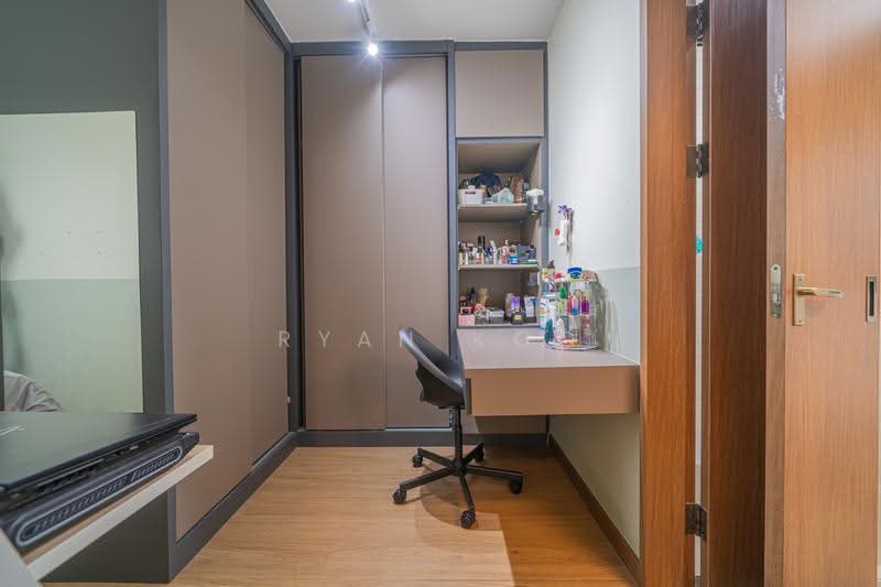 402A Fernvale Lane, 402A Fernvale Lane, Hougang / Punggol / Sengkang, 3 Bedrooms, 1,012 sqft, HDB Flat For Sale, by Ryan Koo, 500292149 - Study - PropertyGuru.com.sg