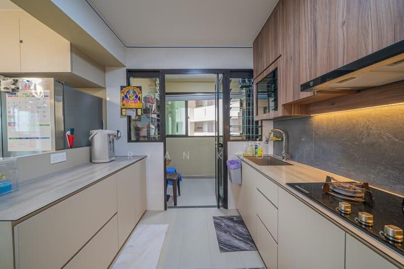 402A Fernvale Lane, 402A Fernvale Lane, Hougang / Punggol / Sengkang, 3 Bedrooms, 1,012 sqft, HDB Flat For Sale, by Ryan Koo, 500292149 - Kitchen - PropertyGuru.com.sg