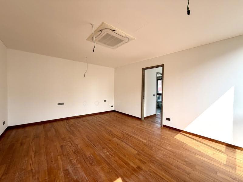Brand New Semi-Detached in Telok Kurau, East Coast / Marine Parade, 5 Bedrooms, 6,311 sqft, Semi-Detached House For Sale, by Scott Loh, 500292151 - Master Bedroom - PropertyGuru.com.sg
