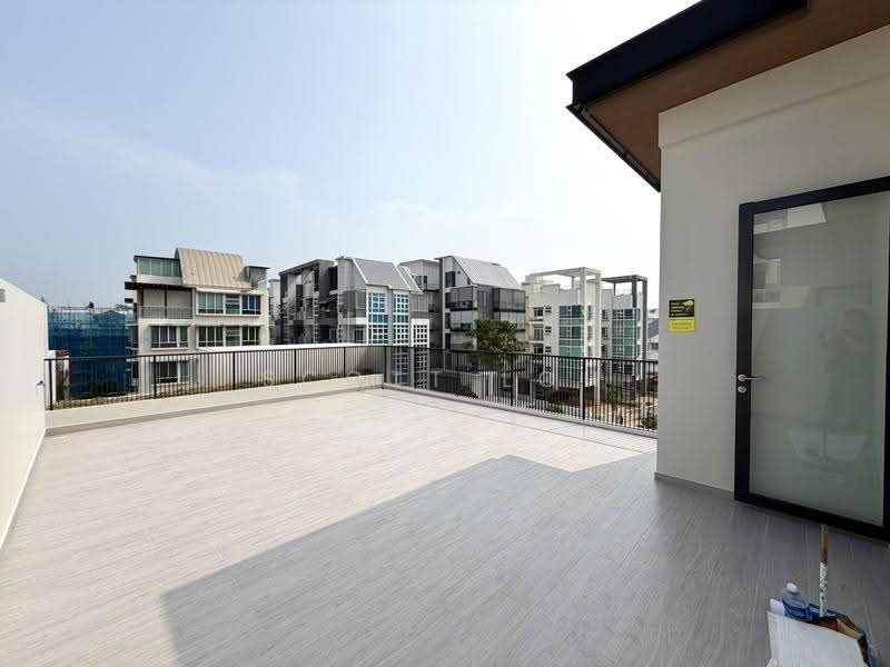 Brand New Semi-Detached in Telok Kurau, East Coast / Marine Parade, 5 Bedrooms, 6,311 sqft, Semi-Detached House For Sale, by Scott Loh, 500292151 - Open Roof Terrace - PropertyGuru.com.sg
