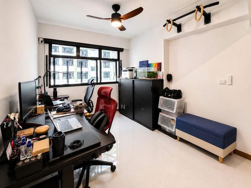 112A Alkaff Crescent, 112A Alkaff Crescent, Balestier / Toa Payoh, 3 Bedrooms, 1,001 sqft, HDB Flat For Sale, by Kin ,, 500292157 - Room 1 - PropertyGuru.com.sg
