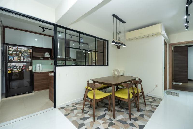 439B Bukit Batok West Avenue 8, 439B Bukit Batok West Avenue 8, Dairy Farm / Bukit Panjang / Choa Chu Kang, 3 Bedrooms, 1,216 sqft, HDB Flat For Sale, by Michael Ooi, 500292179 - Dining Room - PropertyGuru.com.sg