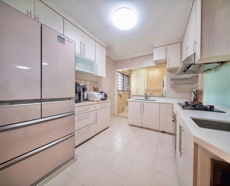 332 Sembawang Close, 332 Sembawang Close, Sembawang / Yishun, 3 Bedrooms, 1,463 sqft, HDB Flat For Sale, by Jay Ng, 500292192 - Kitchen - PropertyGuru.com.sg