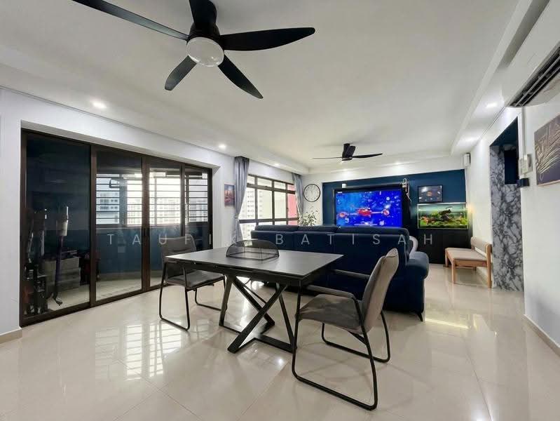 656B Jurong West Street 61, 656B Jurong West Street 61, Boon Lay / Jurong / Tuas, 4 Bedrooms, 1,420 sqft, HDB Flat For Sale, by Taufik Batisah, 500292197 - Dining Area - PropertyGuru.com.sg