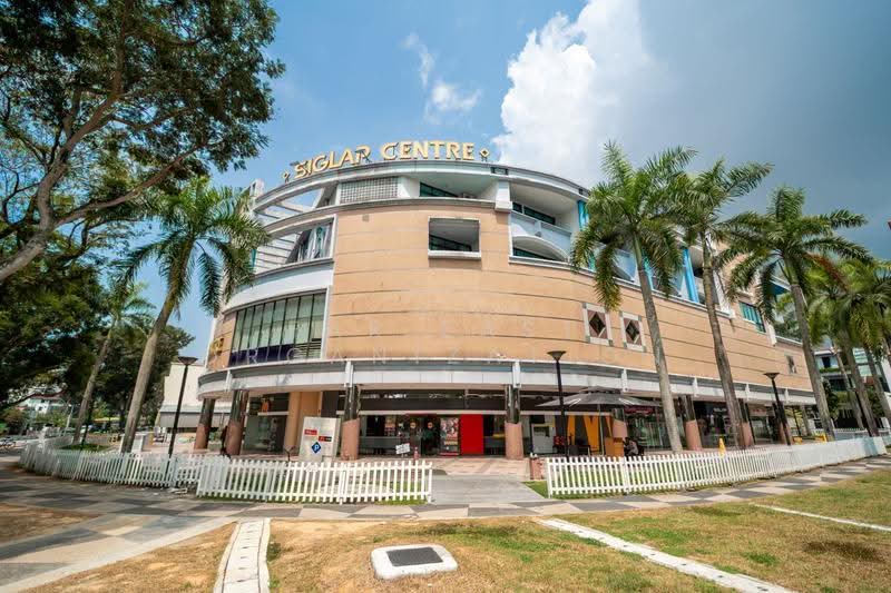 Siglap Centre, 55 Siglap Road, East Coast / Marine Parade, 2 Bedrooms, 1,230 sqft, Apartment For Rent, by Far East Organization, 500292201 - PropertyGuru.com.sg