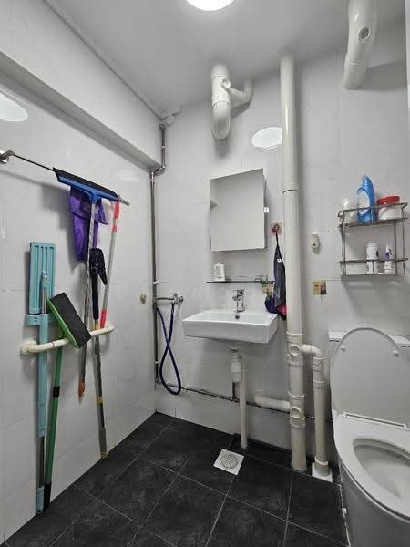 433 Yishun Avenue 6, 433 Yishun Avenue 6, Sembawang / Yishun, 3 Bedrooms, 904 sqft, HDB Flat For Sale, by Brandon Wee, 500292264 - PropertyGuru.com.sg
